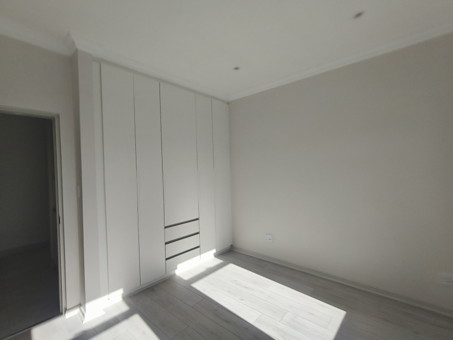 4 Bedroom Property for Sale in Fountains Estate Eastern Cape